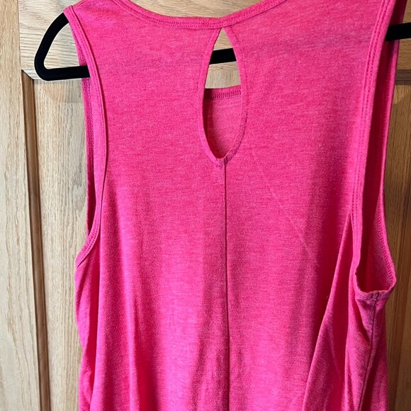 SO Pink Sleeveless Relaxed Fit Tank Top - Size XL - Picture 2 of 3